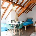 Go4surf Lofts Apartment Peniche