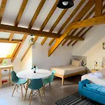 Apartment Go4surf Lofts *