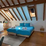 Go4surf Lofts Apartment